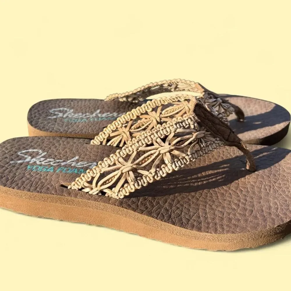 Ultra comfy skechers yoga foam flip